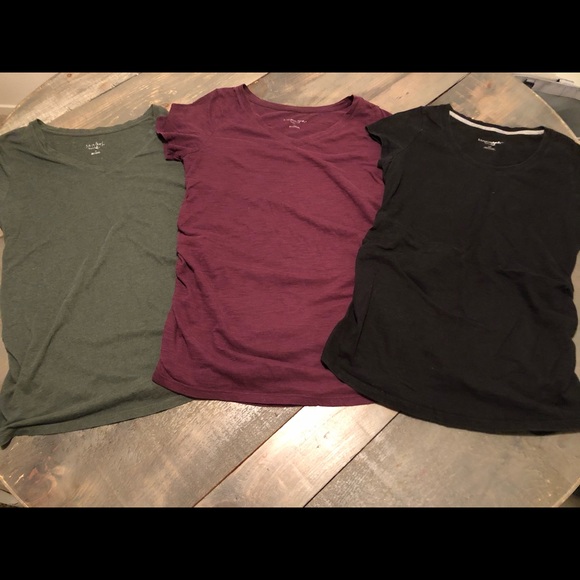 Liz Lange Maternity Tops - Picture 1 of 6